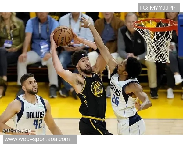 米西表现出色6投5中轻松斩获10分6篮板3助攻1抢断2盖帽正负值高达18 米西表现出色6投5中轻松斩获10分6篮板3助攻1抢断2盖帽正负值高达18